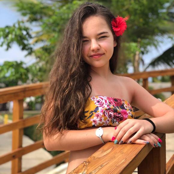 Meet your Posher, Kelyann - Picture 1 of 1